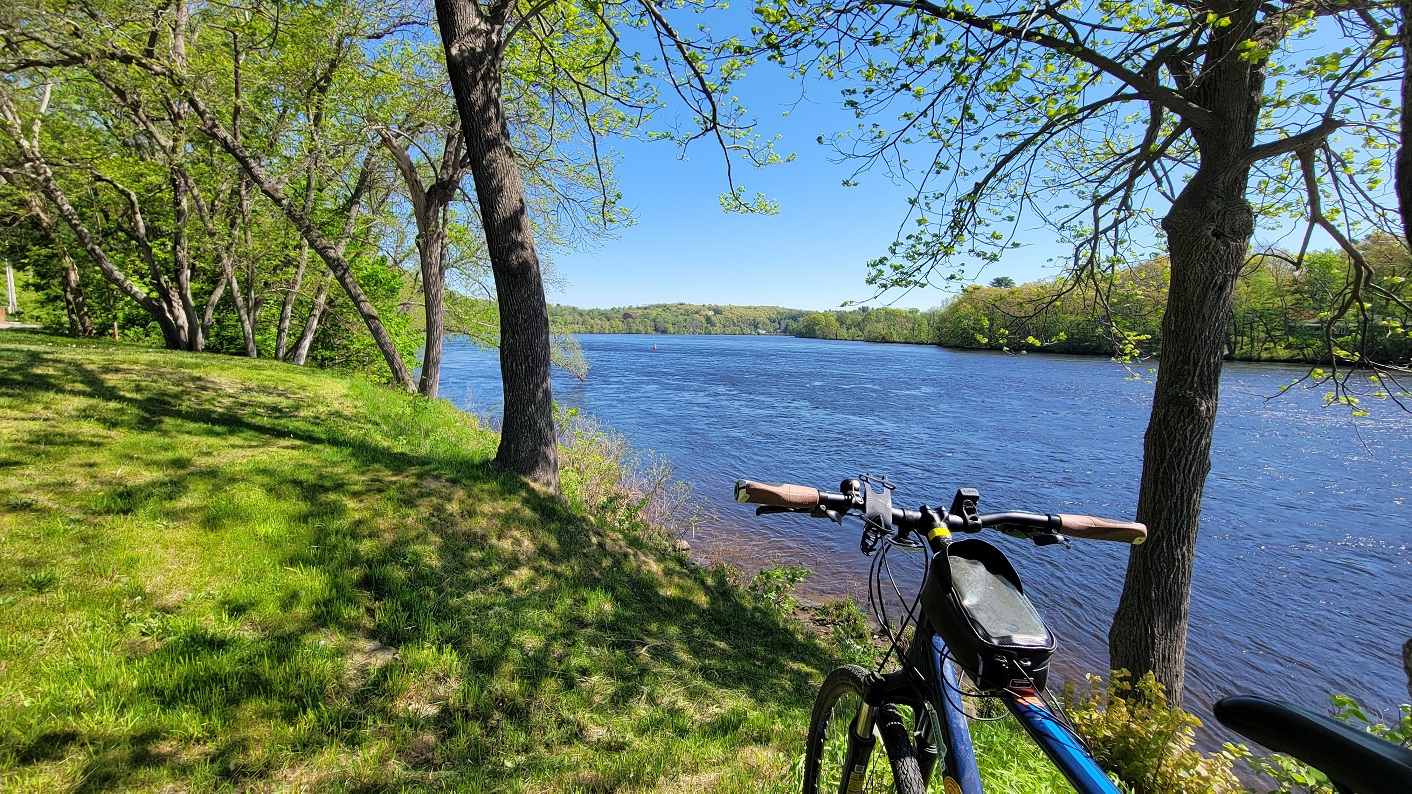 River Road, near the town-line of Merrimac and Haverhill